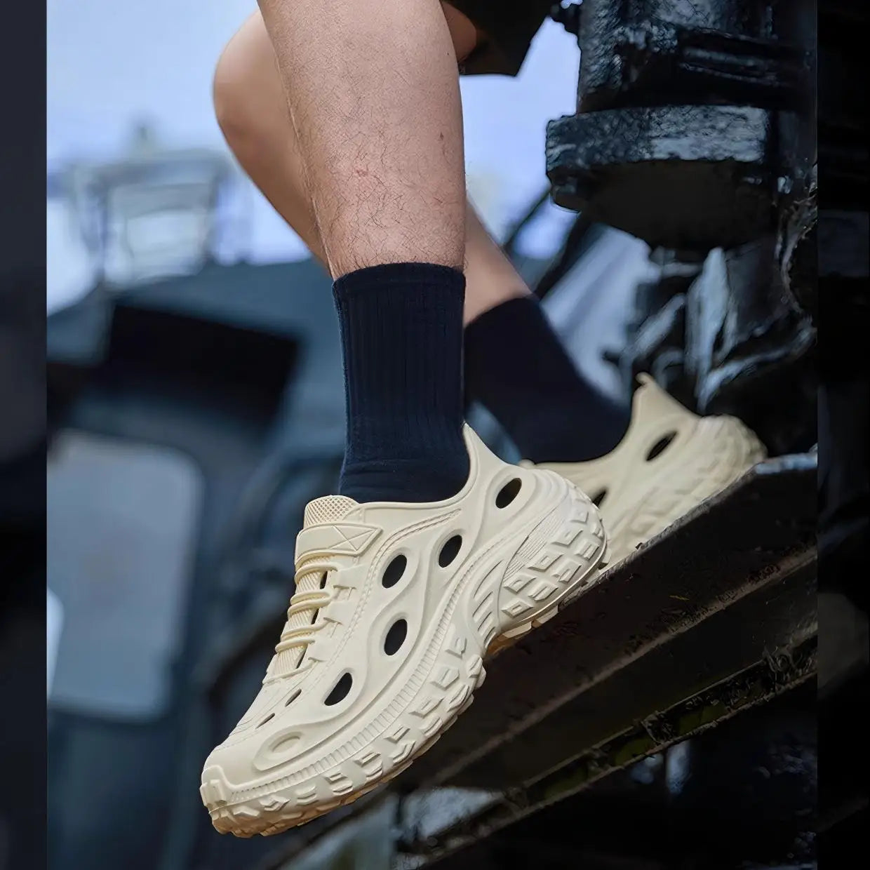 Men's Summer Clogs, Beach Shoes, Non-Slip, Anti-Odor, Baotou Women's Sports and Leisure Driving Sandals, Men's Outdoor River Tracing Shoes, Men's