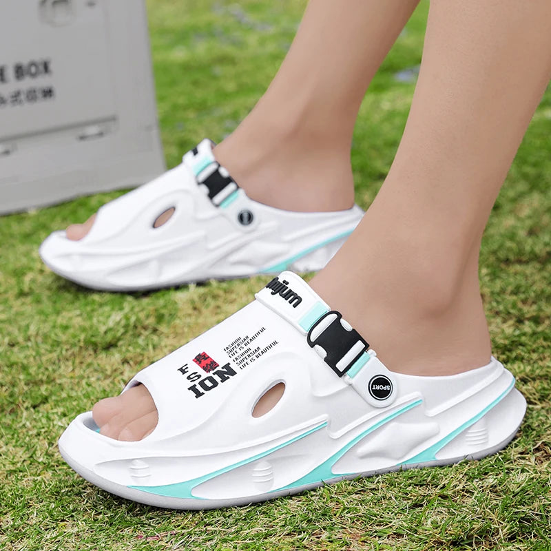 Summer Men's Outdoor Sandals Beach Slippers Comfortable Soft Clogs Men Casual Shoes Women Garden Water Shoes Men Beach Sandals