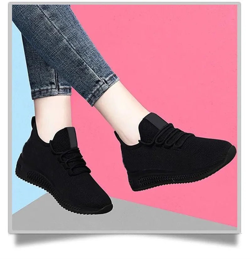 Spring/Summer Fashionable Solid Color Breathable Round Toe Sneakers Women's Casual and Comfortable Thick Sole Soft Sports Shoes