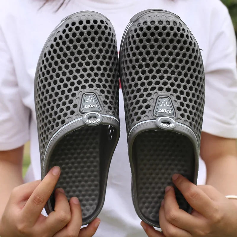 Summer Couple Breathable Half Slippers Men Outdoor Baotou Hole Sandals Beach Flip-flops Men's Casual Flip-flops Platform Sandals