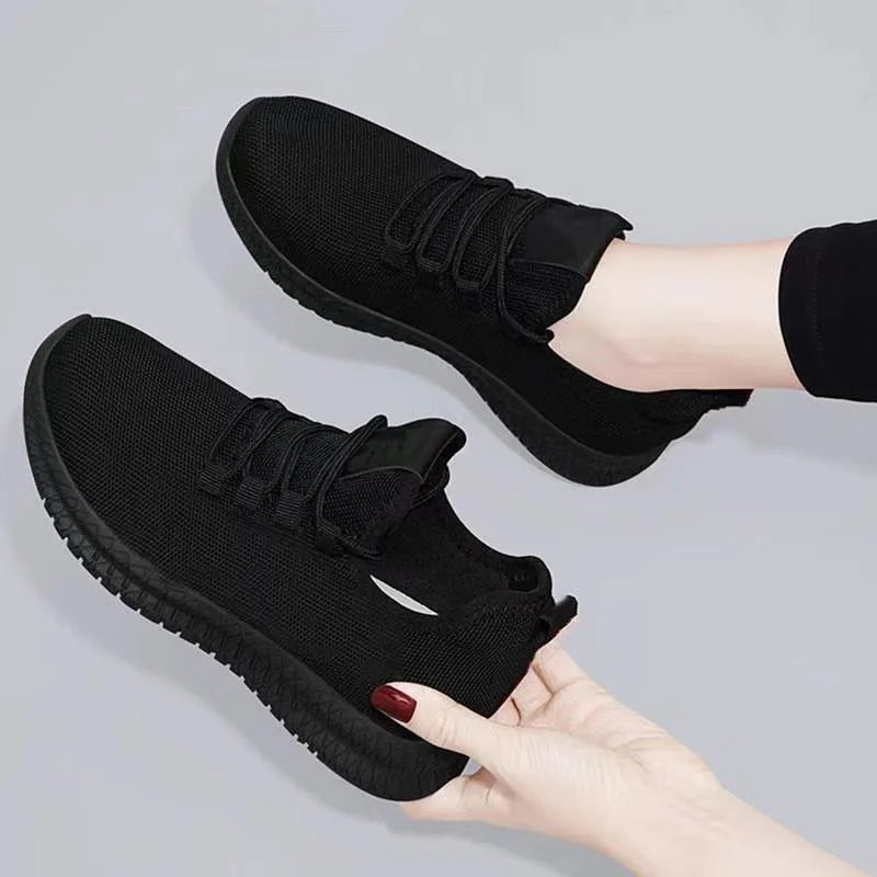 Spring/Summer Fashionable Solid Color Breathable Round Toe Sneakers Women's Casual and Comfortable Thick Sole Soft Sports Shoes