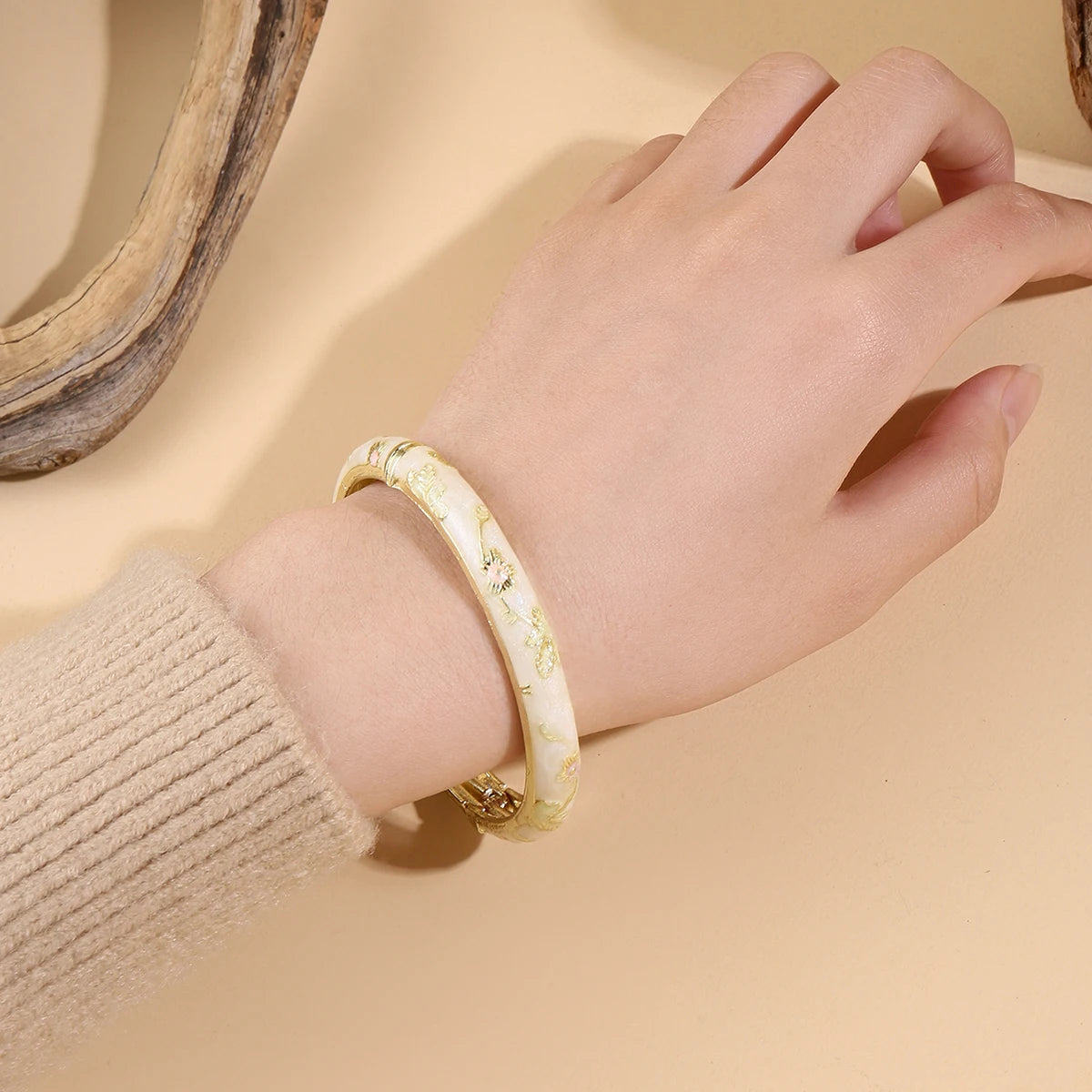 FTCY Vintage Bracelet For Women Small Flower Ethnic Style Cloisonne Bangles Women's Elegant Jewelry Gifts