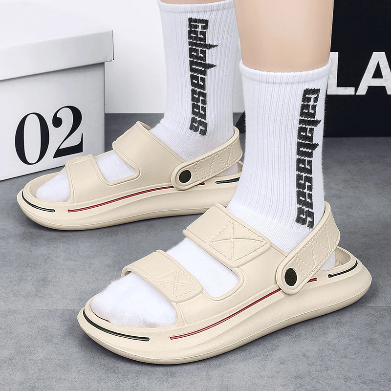 Nwe Summer Sandals Shoes for Men Women Sandals Casual Lightwheit Soft Male Shoes Aqua Beach Shoes Sneakers Women