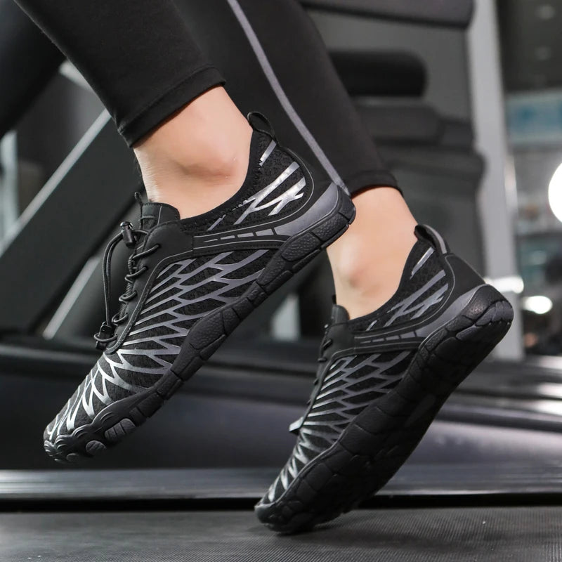New Quick-Dry Aqua Shoes Couple Summer Beach Anti-Slip Aqua Shoes Swimming Wading Breathable Creek Tracing Aqua Shoes