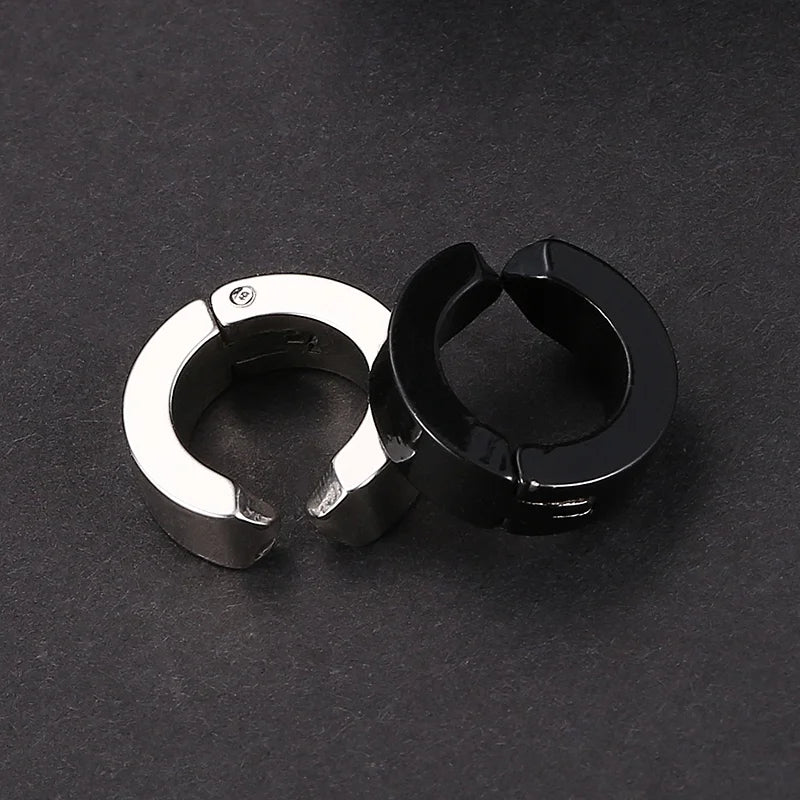 2pcs Anime Chainsaw Man Yoshida Hirofumi Cosplay Ear Clip Earrings Women Men Punk Black No Pierced Fake Ear Circle Pop Jewelry - Live Store 4U