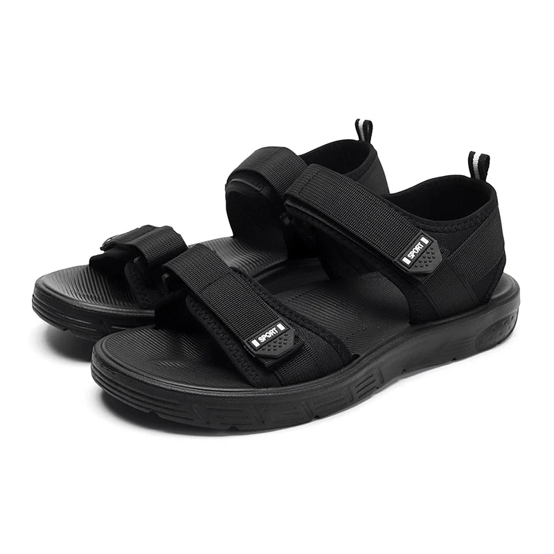 A Pair of Men's New Summer Sandals, Wear-Resistant, Fashionable and Casual Sports Shoes, Beach Shoes