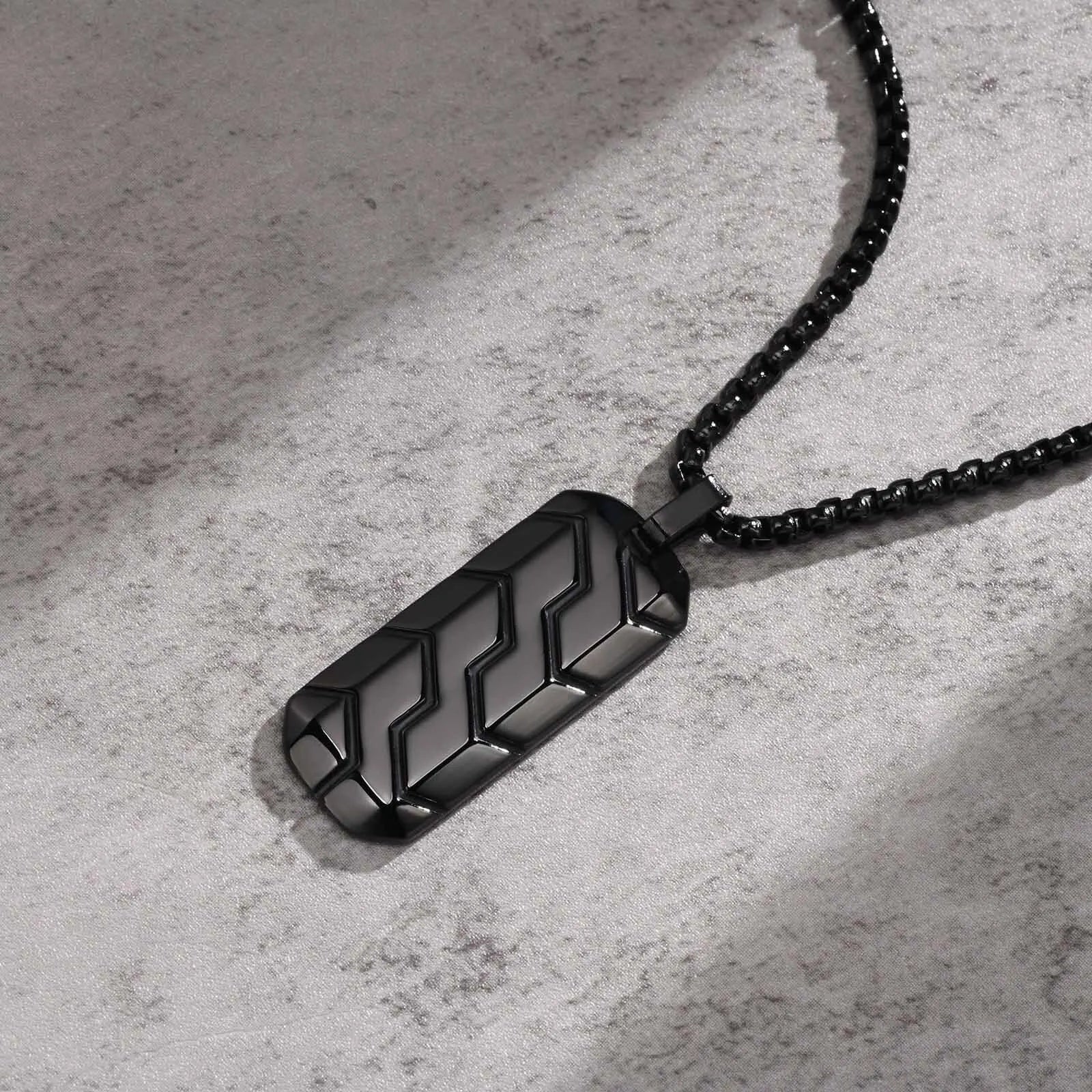 Vnox Small Dogtags Pendant Necklaces for Men Boys,Black Silver Color Stainless Steel Military Dog Tag with Box Chain Gift to Him