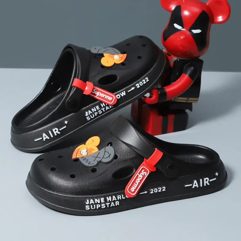 Summer Man Sandals Lightweight Home Beach Sandals Women Slippers Outdoor Quick Dry Flat Soft EVA Hole Shoes Women Clogs 2024