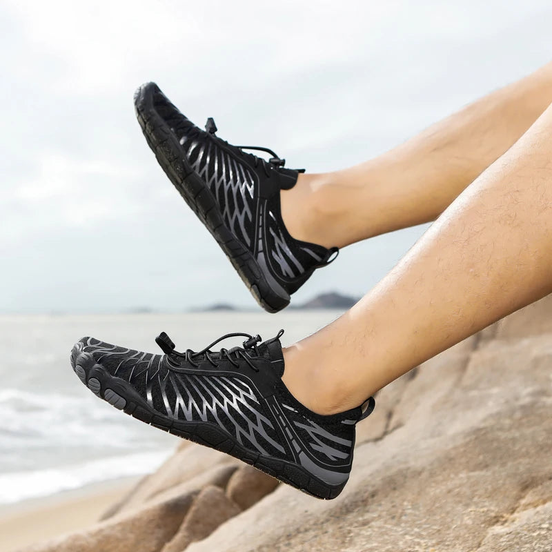 New Quick-Dry Aqua Shoes Couple Summer Beach Anti-Slip Aqua Shoes Swimming Wading Breathable Creek Tracing Aqua Shoes