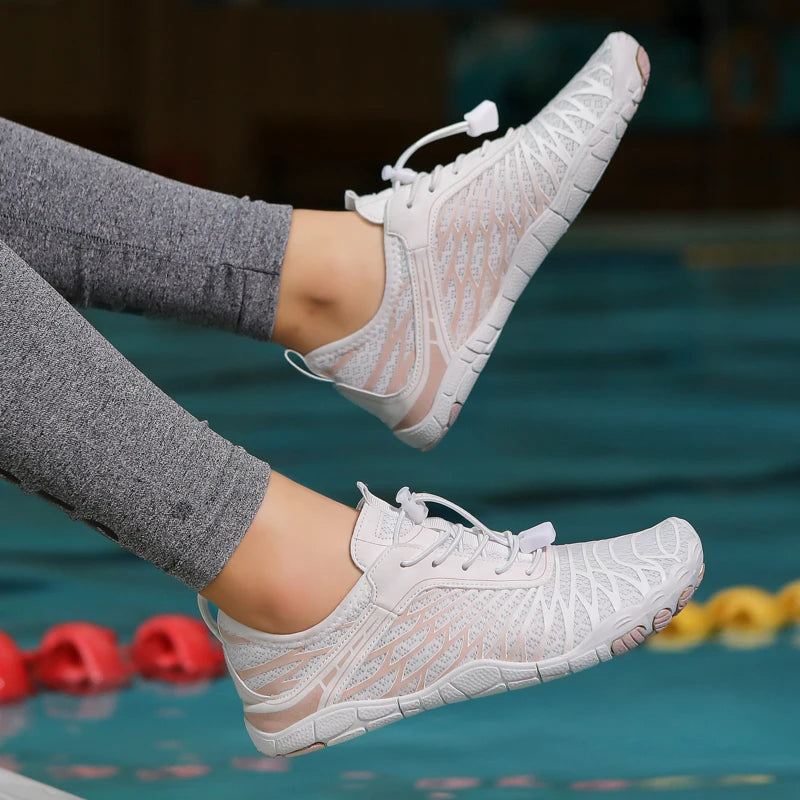 New Quick-Dry Aqua Shoes Couple Summer Beach Anti-Slip Aqua Shoes Swimming Wading Breathable Creek Tracing Aqua Shoes