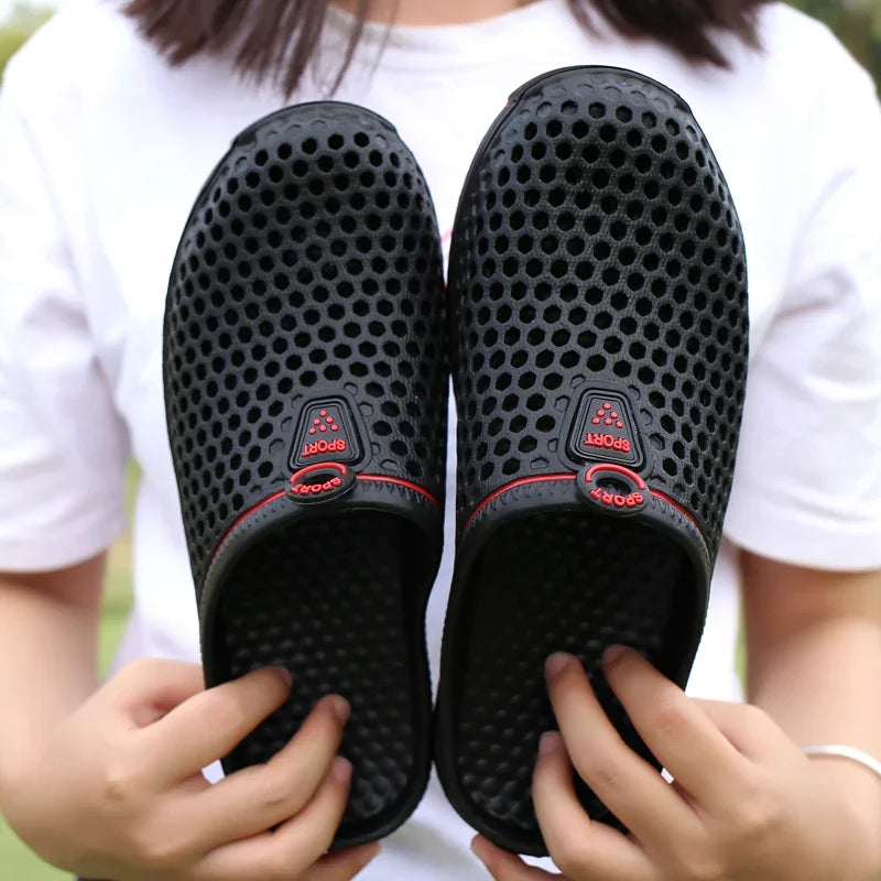 Summer Couple Breathable Half Slippers Men Outdoor Baotou Hole Sandals Beach Flip-flops Men's Casual Flip-flops Platform Sandals