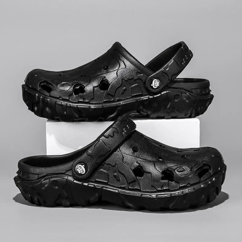 2025 Summer Slippers Clogs Men Beach Shoes Outdoor Garden Shoes Casual Sandals Black Brown Slip-On Men's Breathable Slides