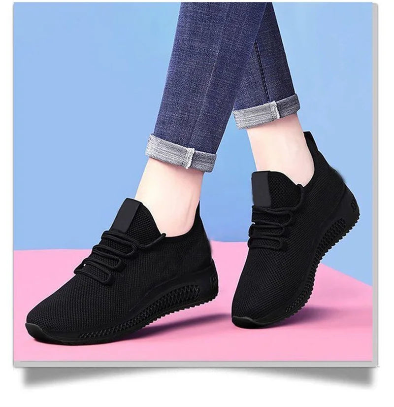 Spring/Summer Fashionable Solid Color Breathable Round Toe Sneakers Women's Casual and Comfortable Thick Sole Soft Sports Shoes