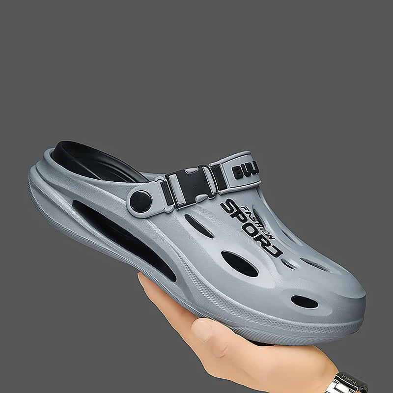 A Pair of Men's New Clogs, Summer New Wear-Resistant Non-Slip Sports Beach Shoes for Outer Wear, Driving Soft Soles, Comfortable Men's Shoes