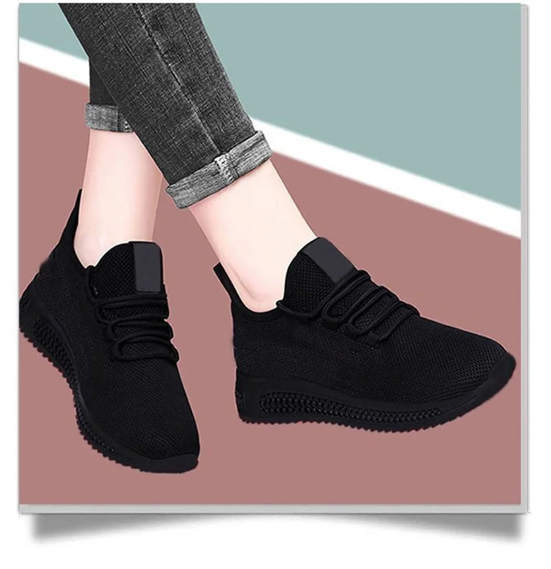 Spring/Summer Fashionable Solid Color Breathable Round Toe Sneakers Women's Casual and Comfortable Thick Sole Soft Sports Shoes