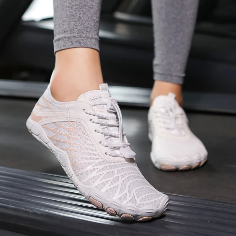 New Quick-Dry Aqua Shoes Couple Summer Beach Anti-Slip Aqua Shoes Swimming Wading Breathable Creek Tracing Aqua Shoes