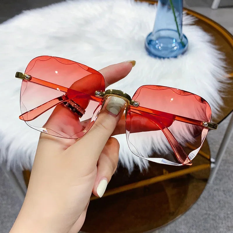 Square Rimless Fashion Sunglasses for Women Men Summer Gradient Sun Shades for Vacation Beach Travel（Not Include Glasses Case）