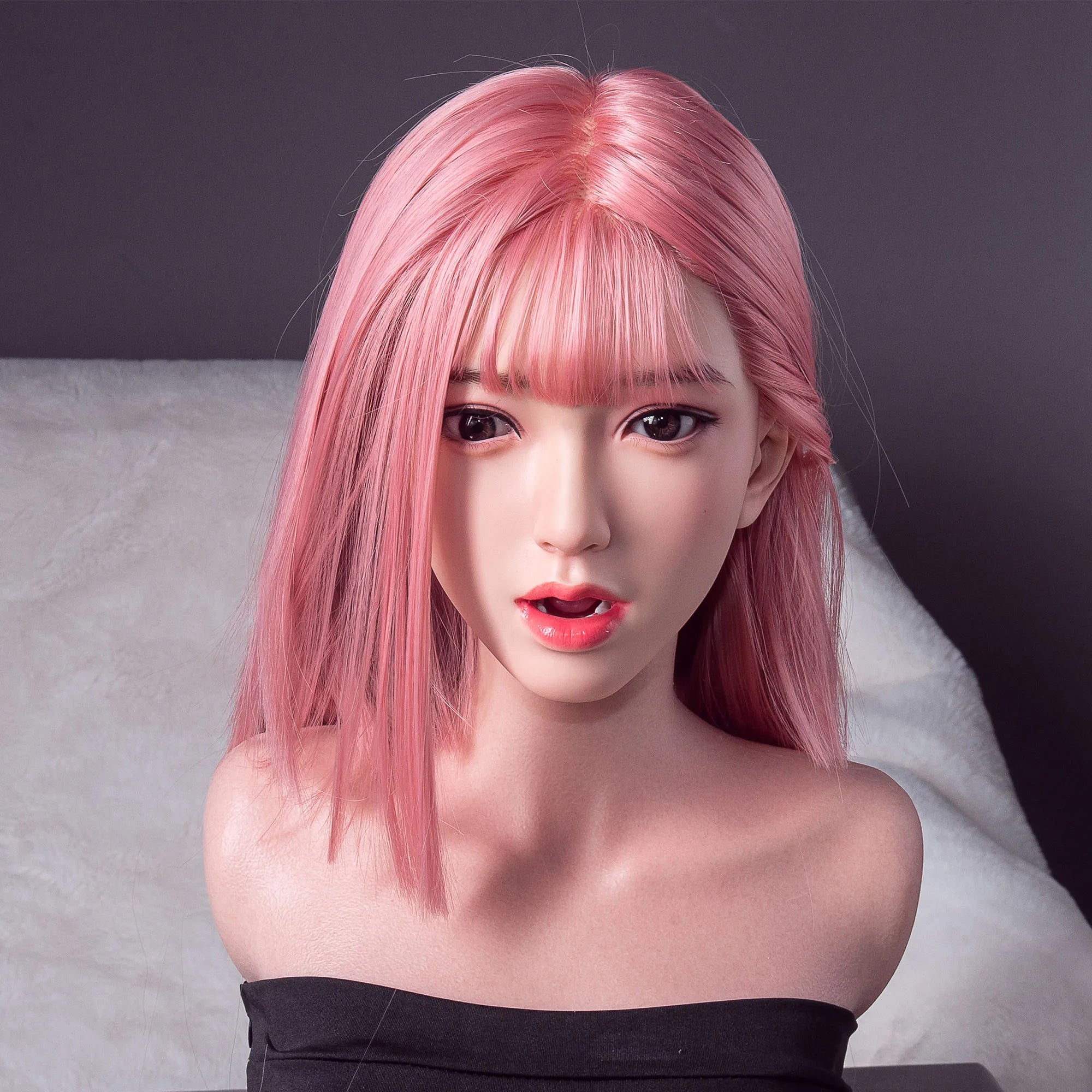 New silicone hairstyle, refreshing pink short hair, hair and eyebrow transplantation, handcrafted makeup