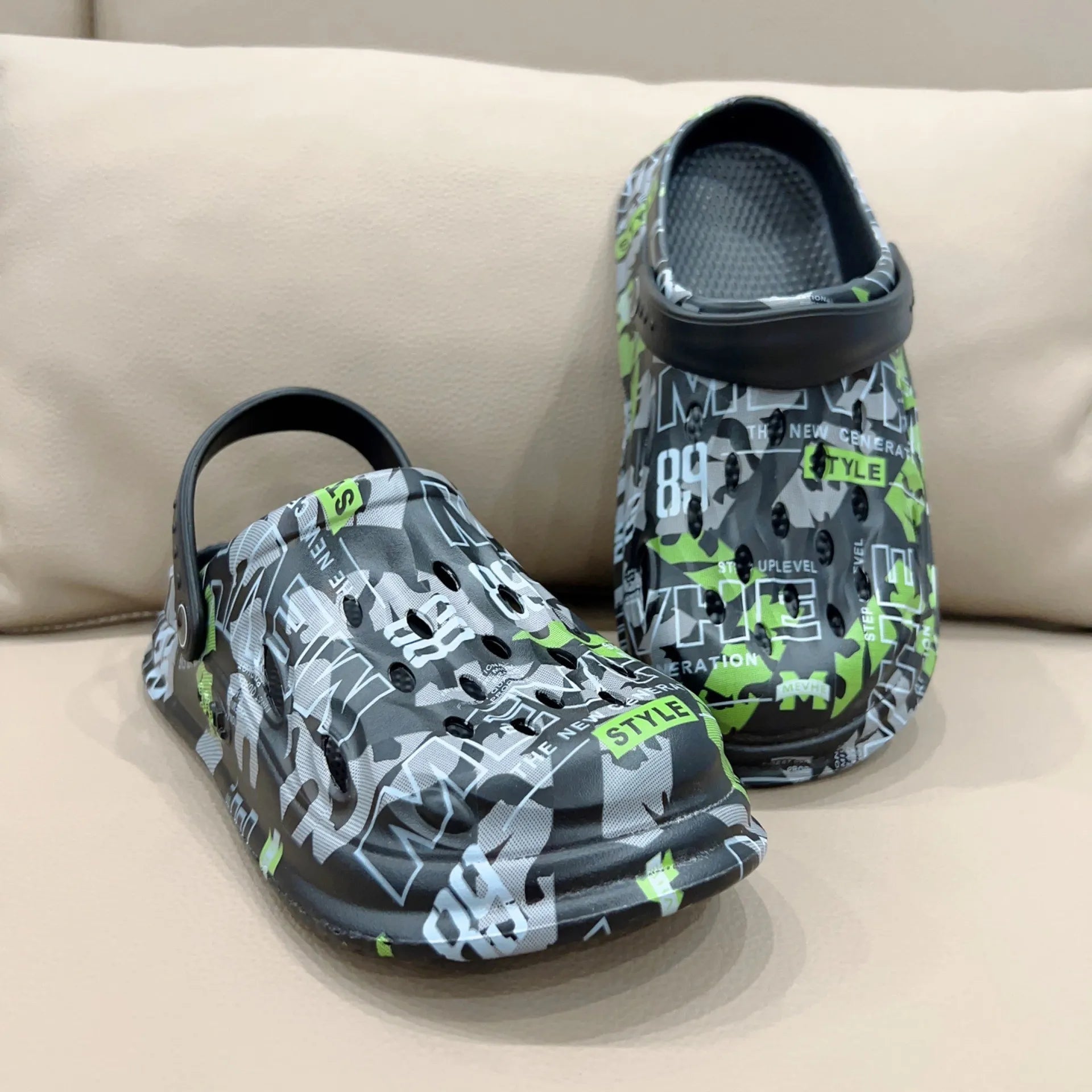 Big Size 49 Men's Sandals Summer Outdoor Beach Shoes Thick Soles Non-slip Garden Shoes Eva Soft Slippers Clogs